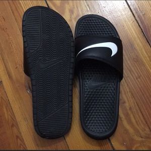 Nike slides